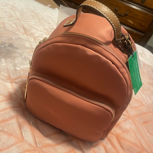 Adjustable backpack straps; twill lining; zip closure; gold hardware - Picture 2 of 13